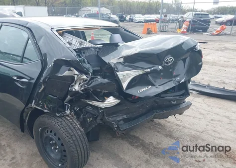 2015 Toyota Corolla L z USA, uszkodzony, nr VIN 2T1BURHE3FC357849